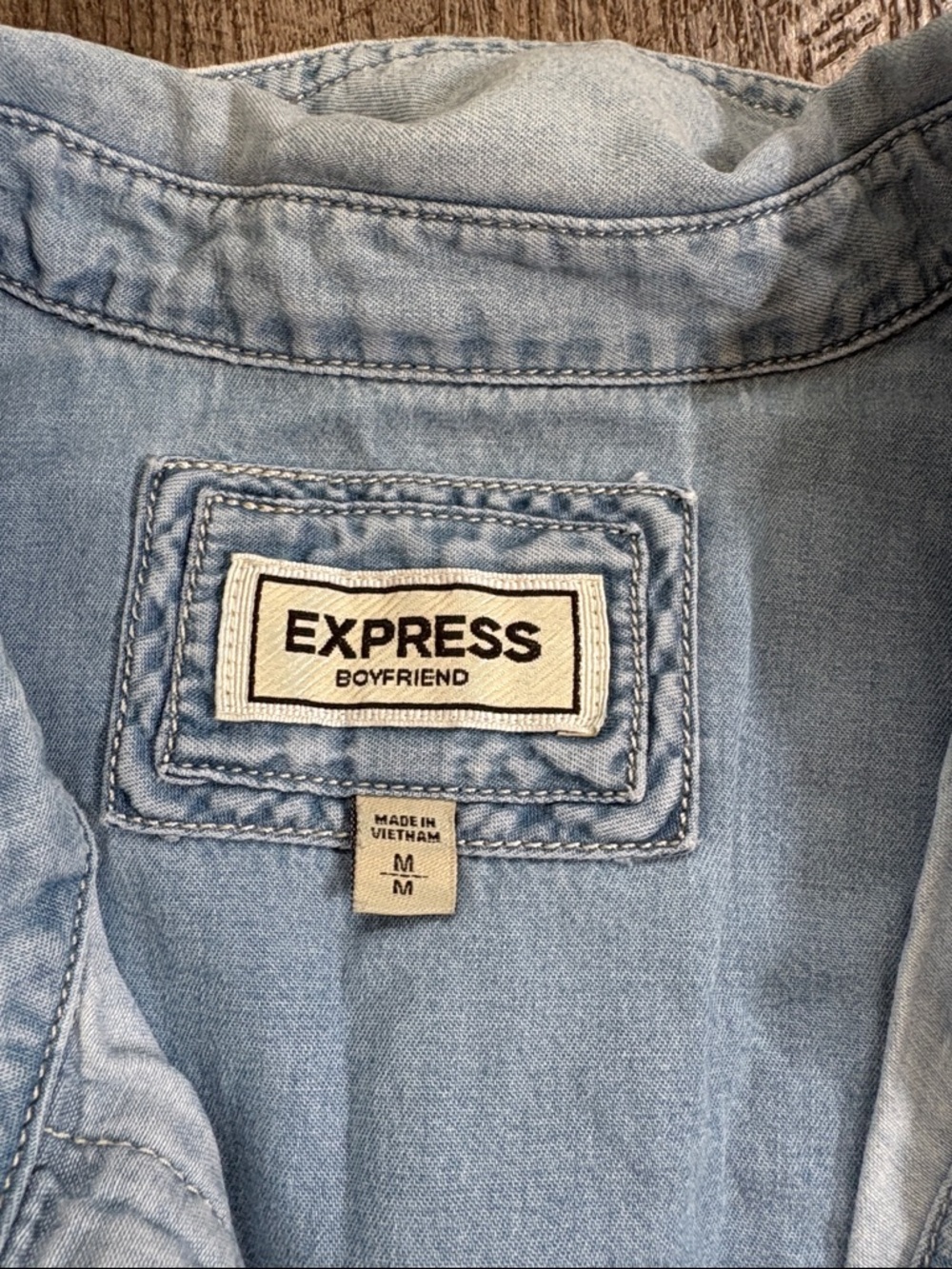 Express button up lightweight jacket - Picture 5 of 6